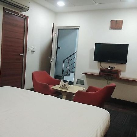 Hotel Manoranjan Inn Lucknow Exterior foto